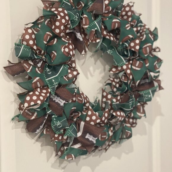 Hand Crafted 18" Wreath | Football Theme - Picture 4 of 4